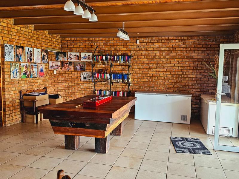 3 Bedroom Property for Sale in Oranjeville Free State